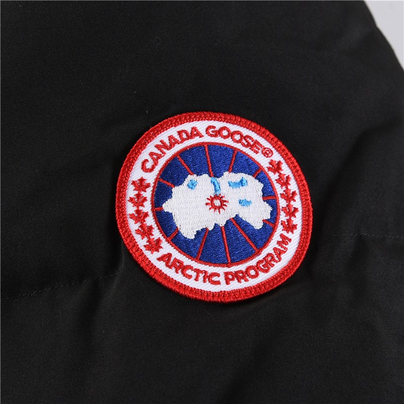 Canada Goose Women's Merritt Hooded Slim-Fit Mid-Length Down Jacket