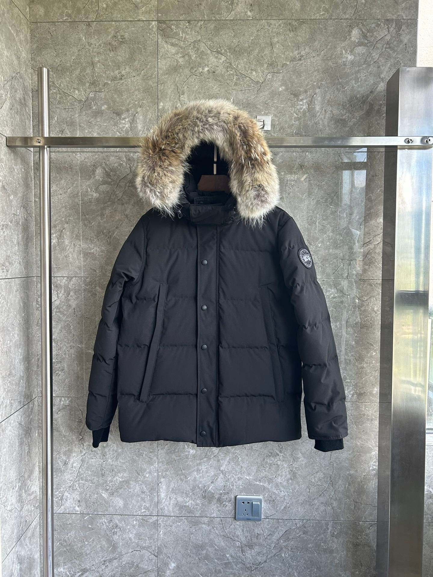 Canada Goose Wyndham Classic Parka Down Jacket Unisex