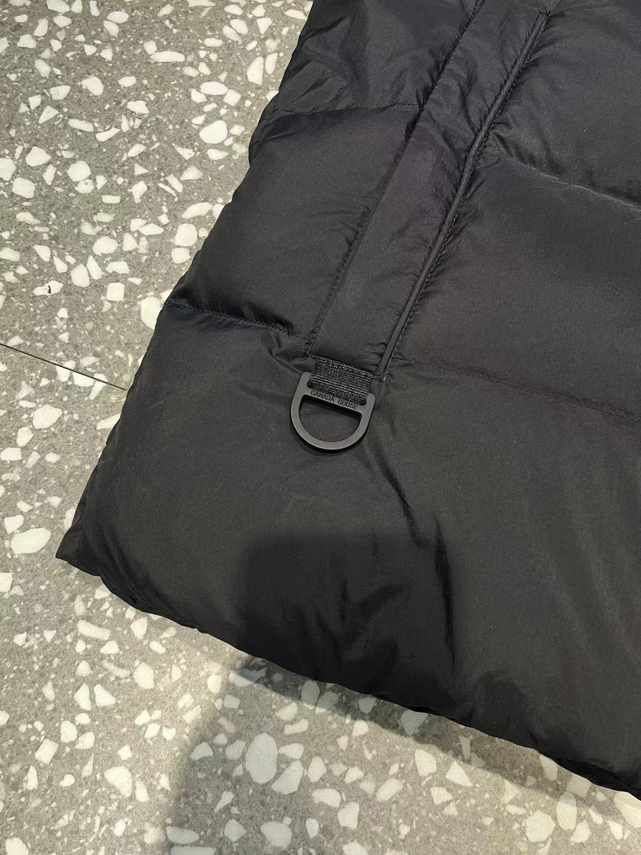 Canada Goose Black Label Down Jacket