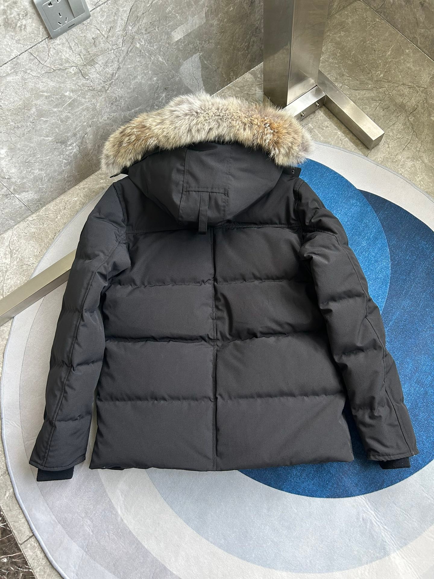 Canada Goose Wyndham Classic Parka Down Jacket Unisex