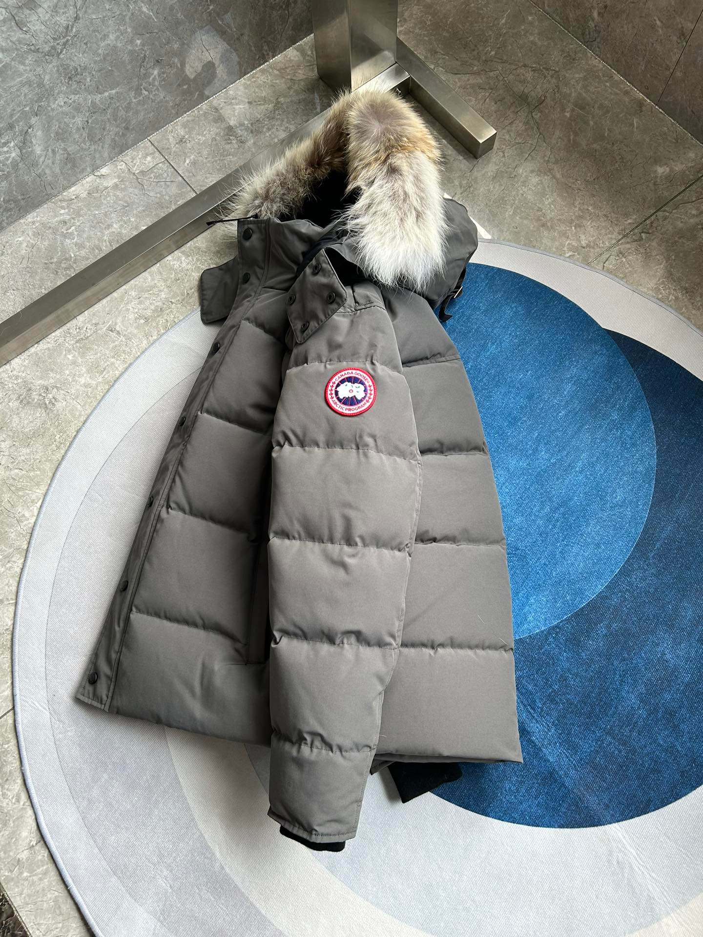 Canada Goose Wyndham Classic Parka Down Jacket Unisex