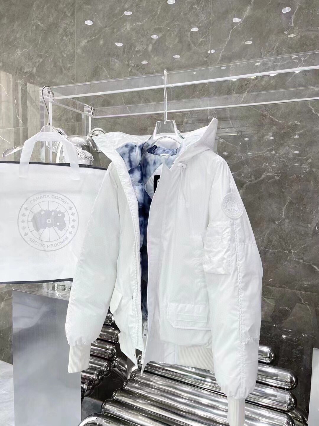 Canada Goose White Label Short Down Jacket White