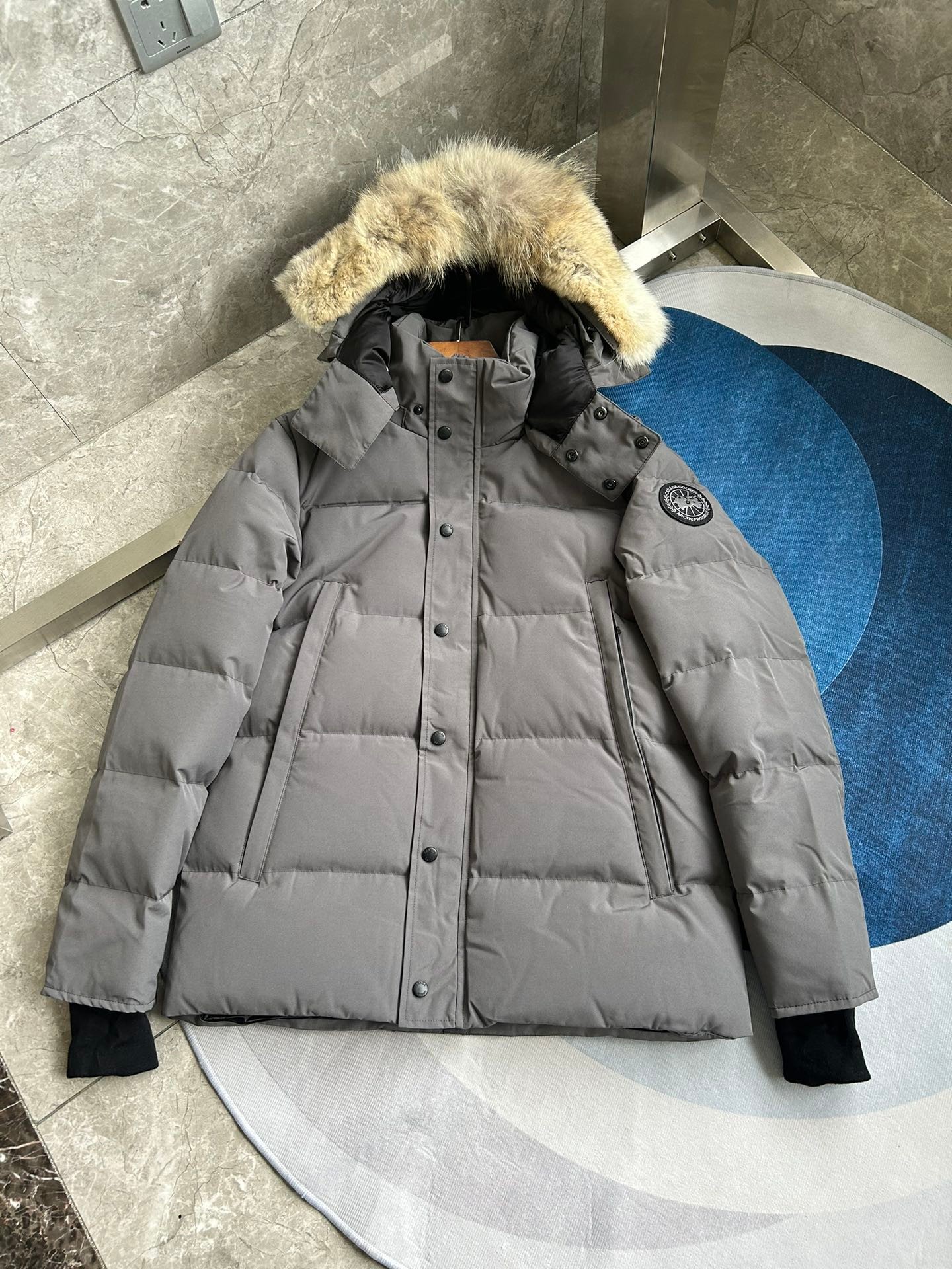 Canada Goose Wyndham Classic Parka Down Jacket Unisex