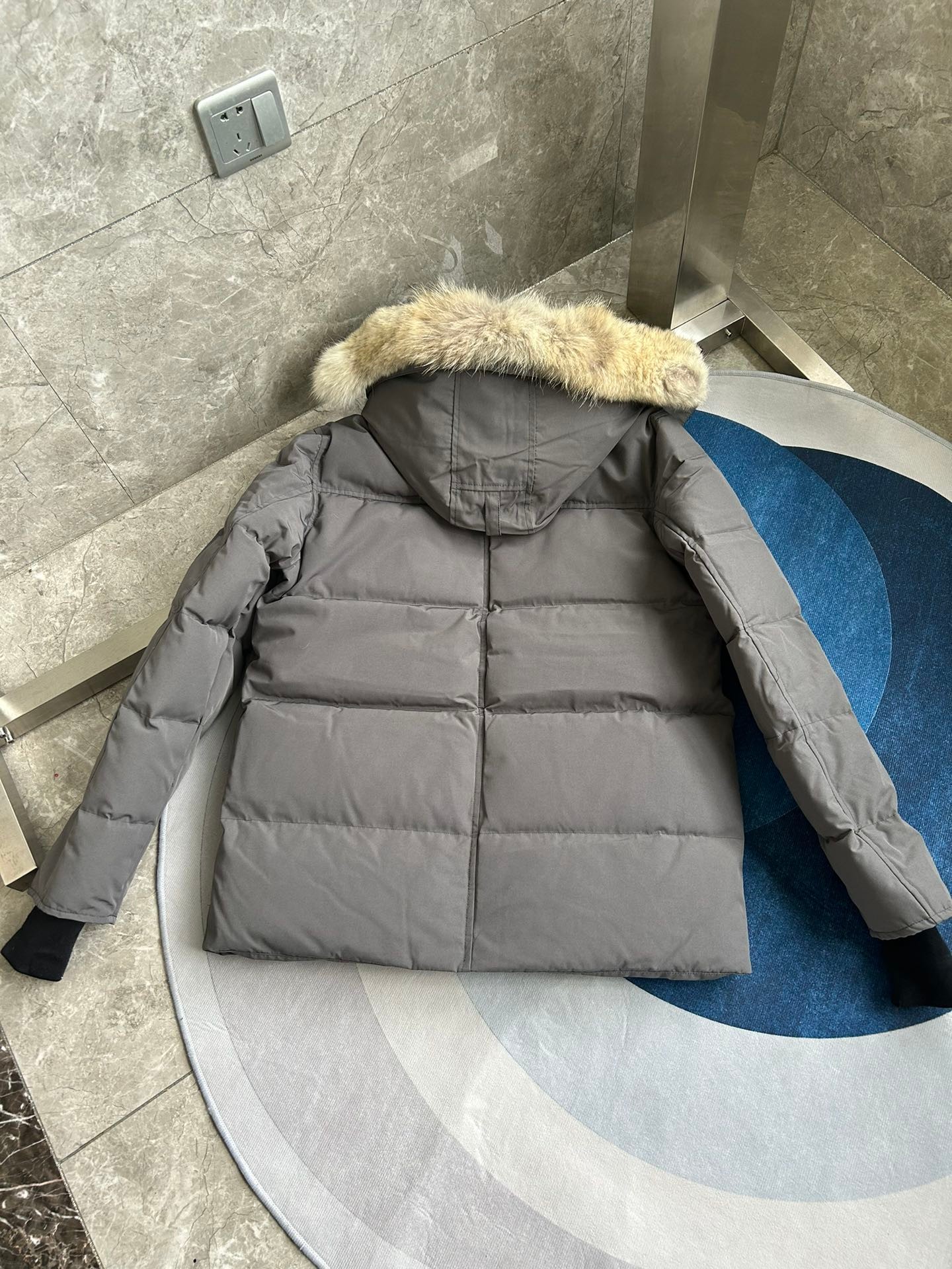 Canada Goose Wyndham Classic Parka Down Jacket Unisex