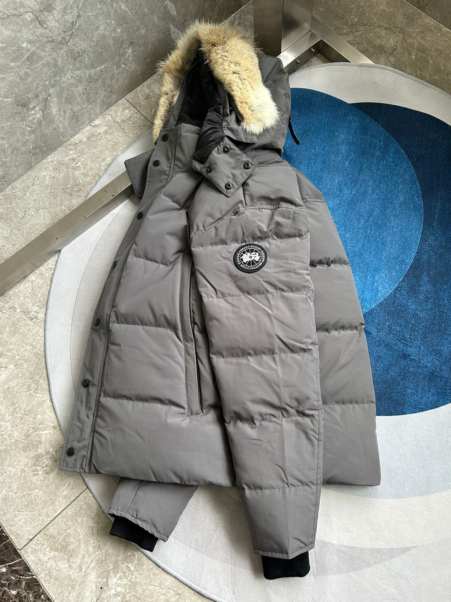 Canada Goose Wyndham Classic Parka Down Jacket Unisex