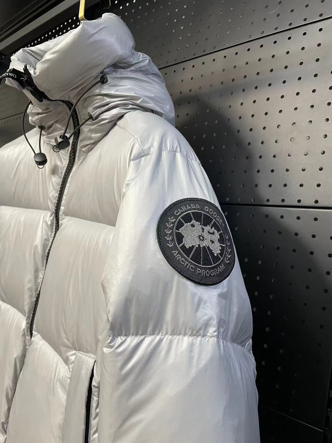 Canada Goose Crofton Short Down Jacket