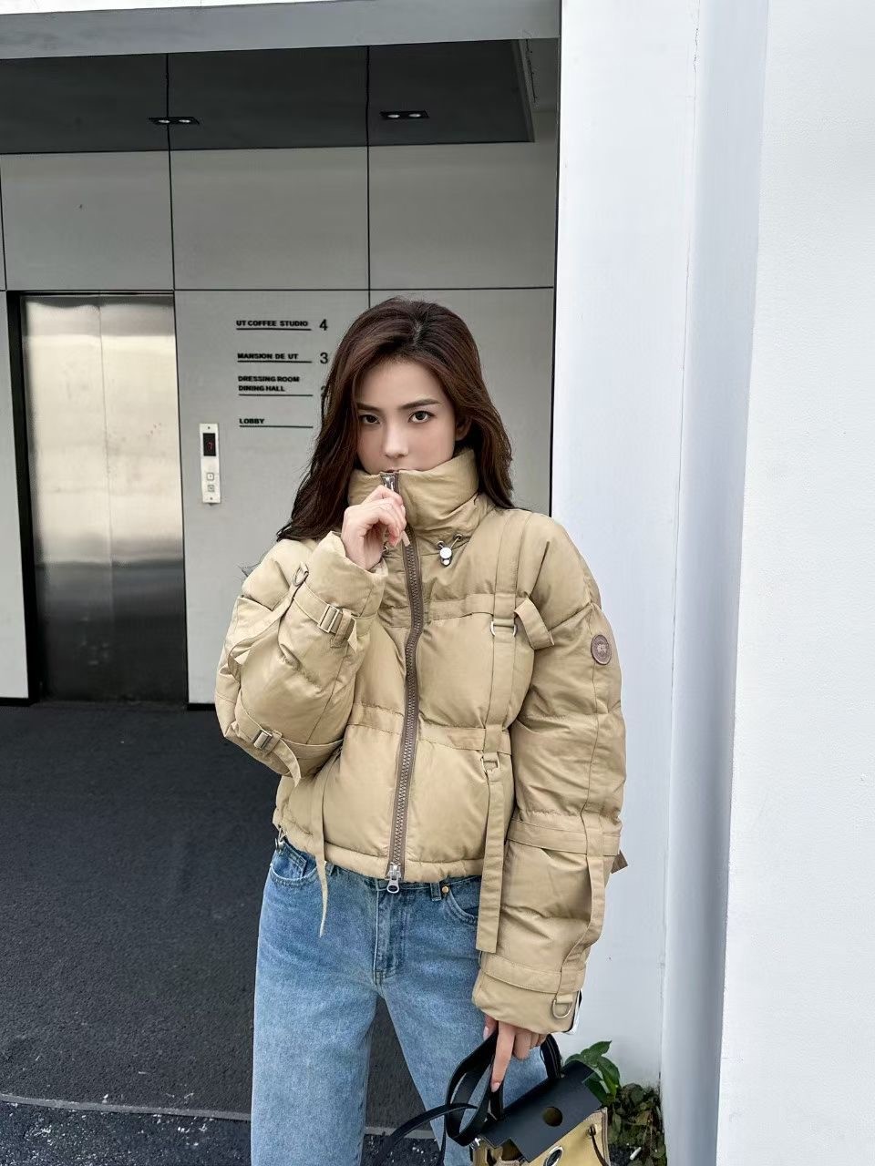 Canada Goose Collaborated Shoulder Strap Down Jacket