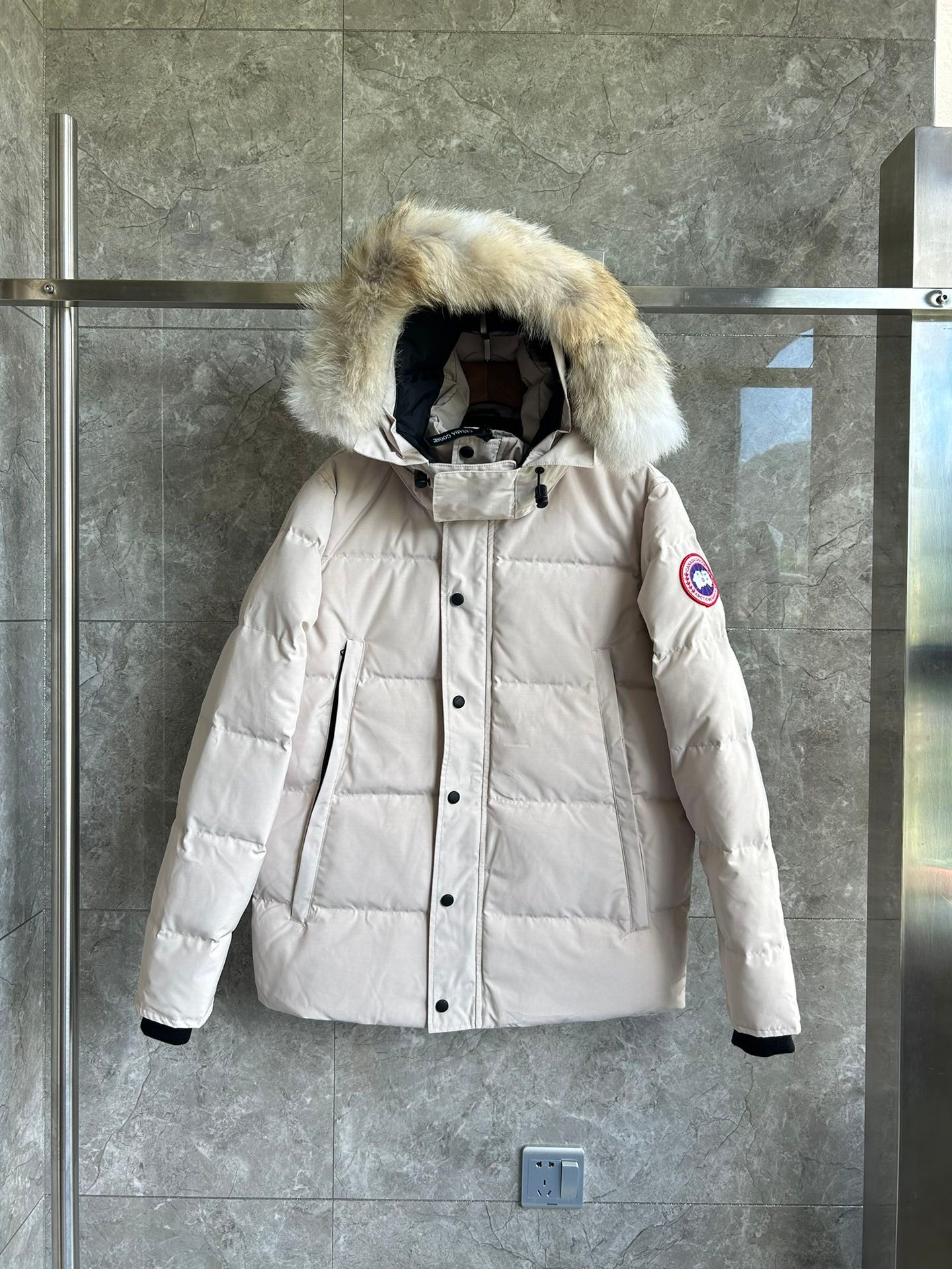 Canada Goose Wyndham Classic Parka Down Jacket Unisex