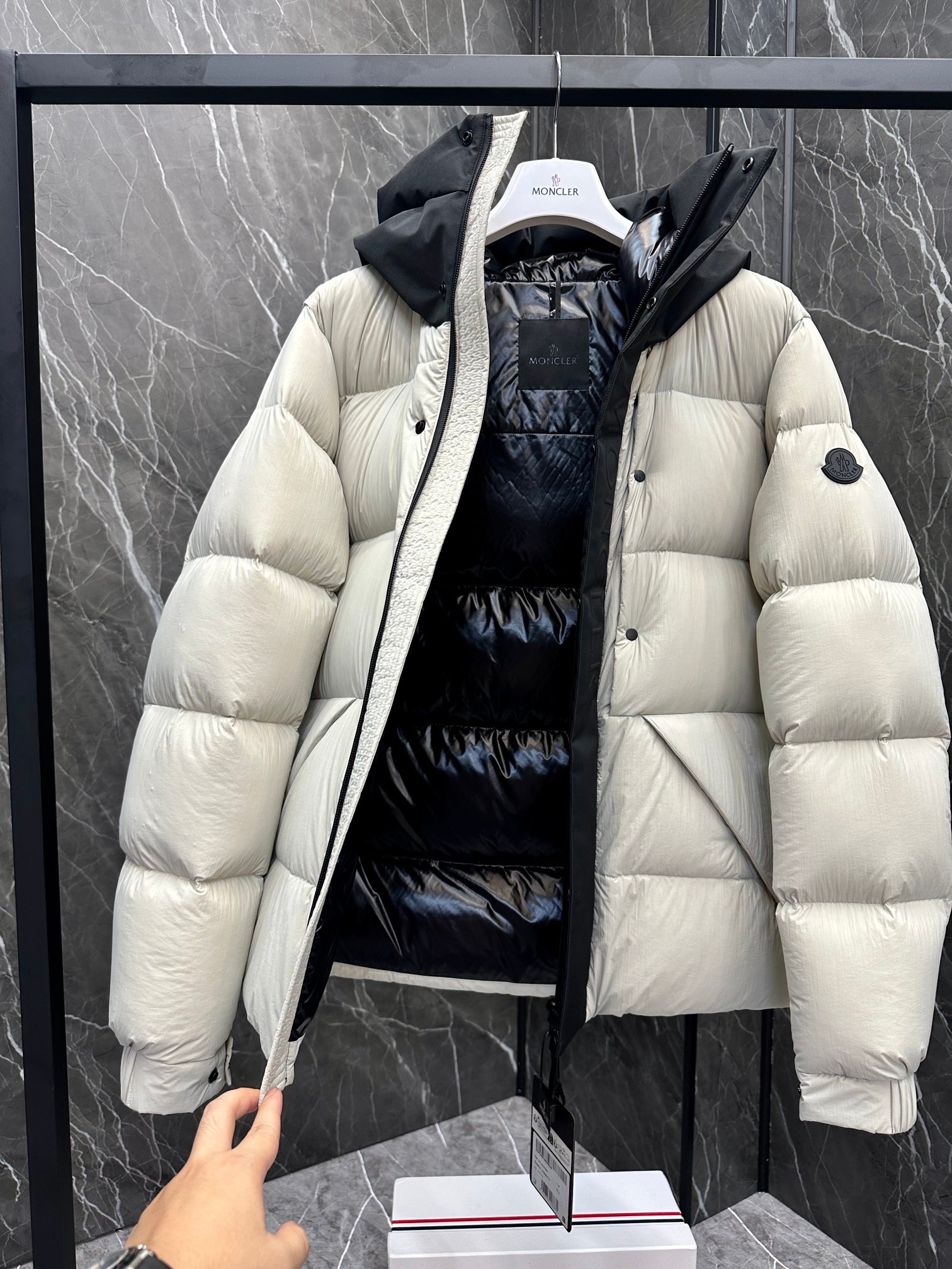 Moncler Madeira Black Warrior Short Men's Down Jacket Coat