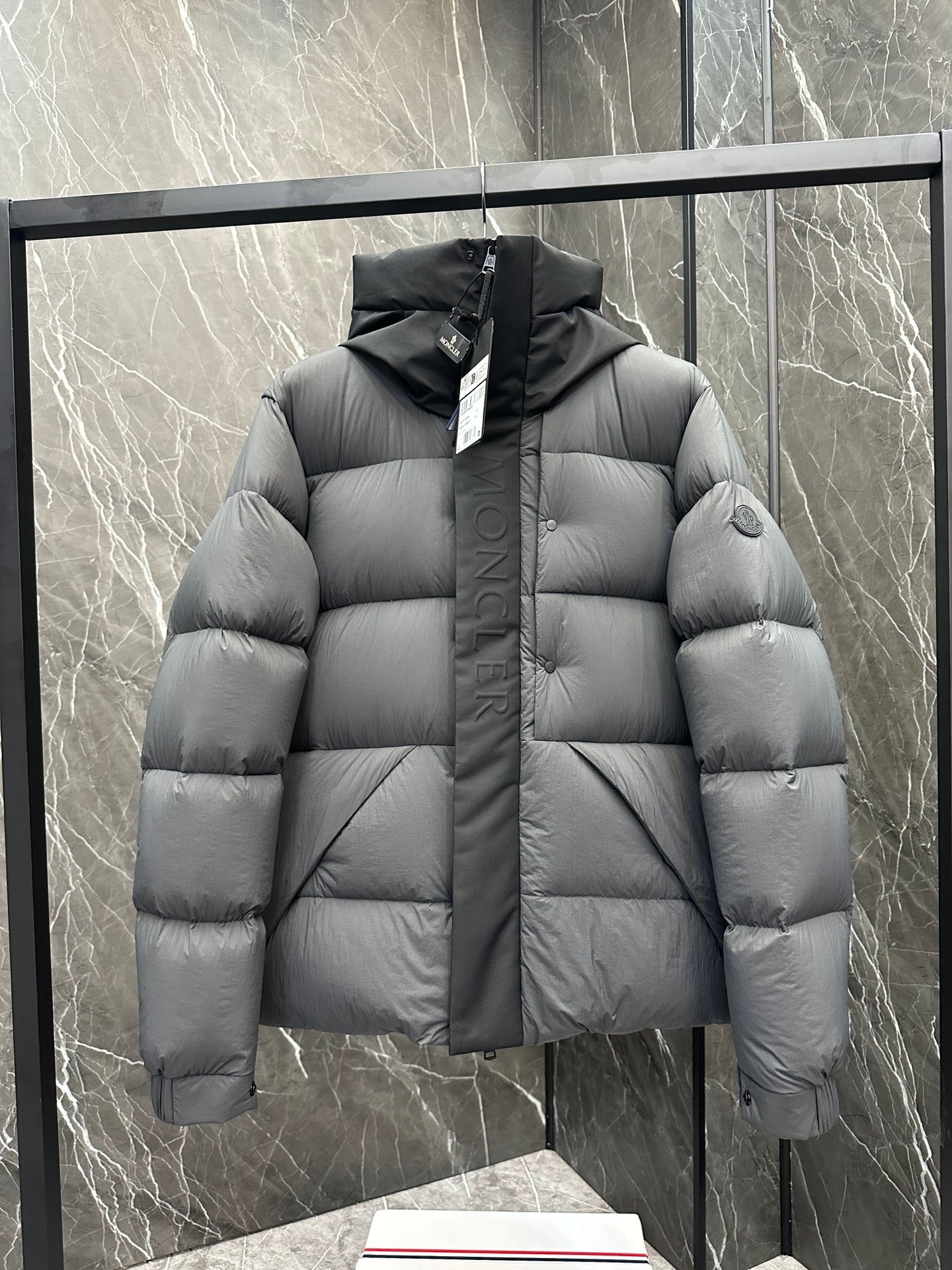 Moncler Madeira Black Warrior Short Men's Down Jacket Coat