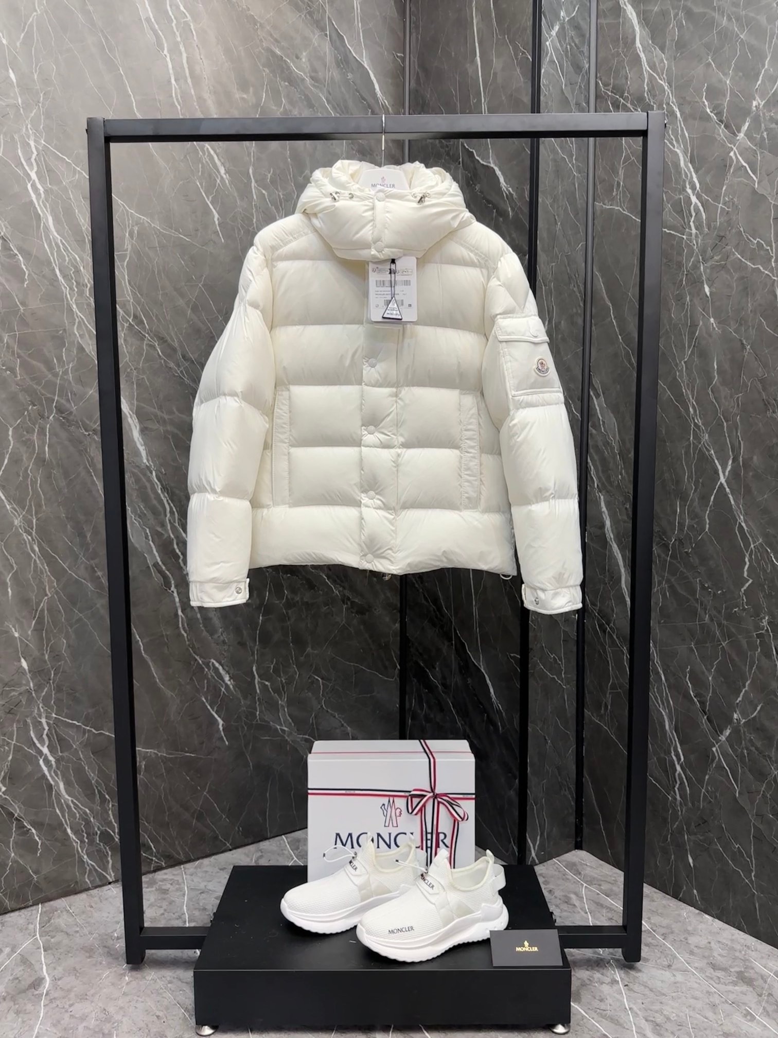 Moncle Maya 70 Winter Down Jacket Coat in White