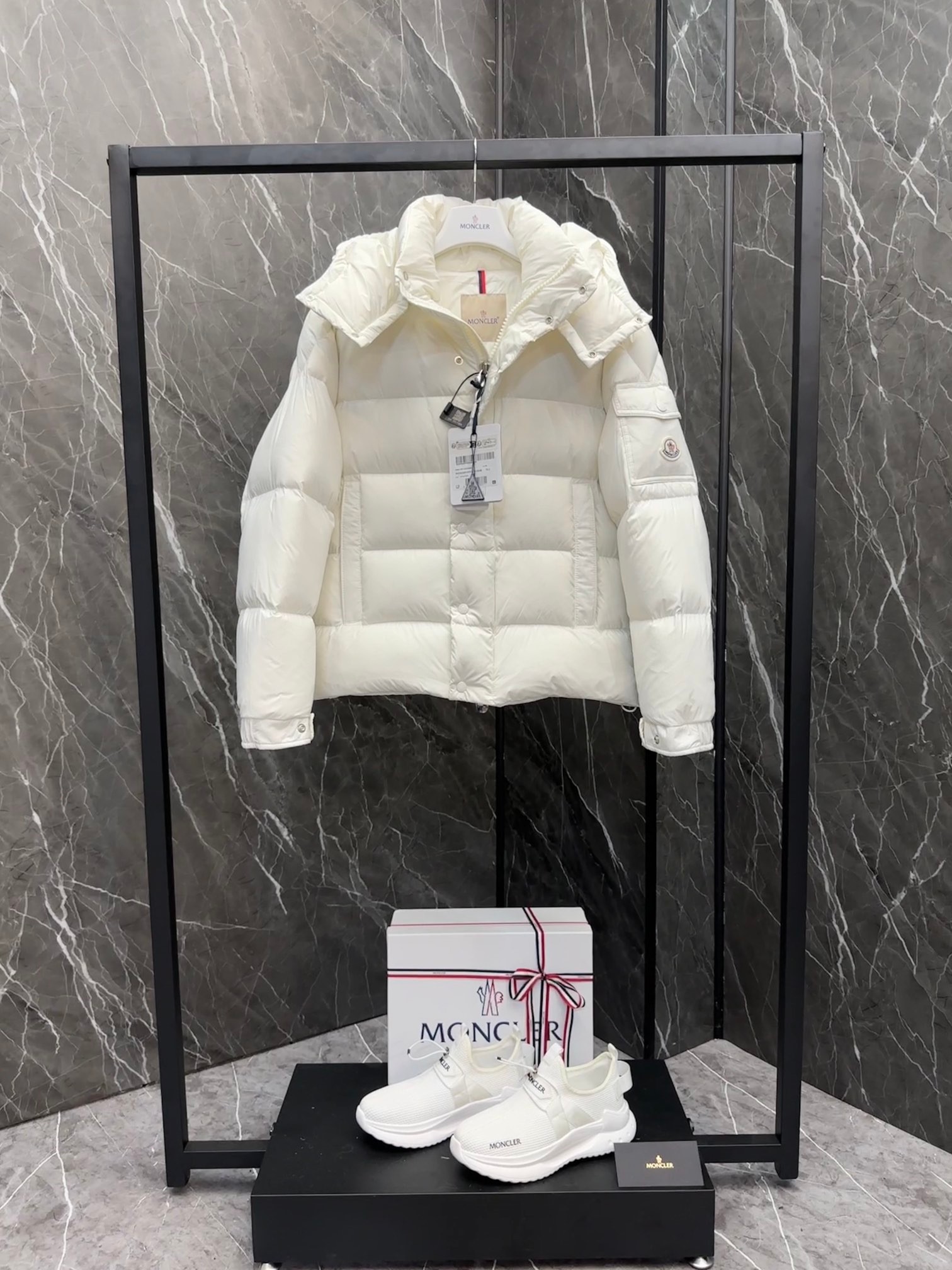 Moncle Maya 70 Winter Down Jacket Coat in White