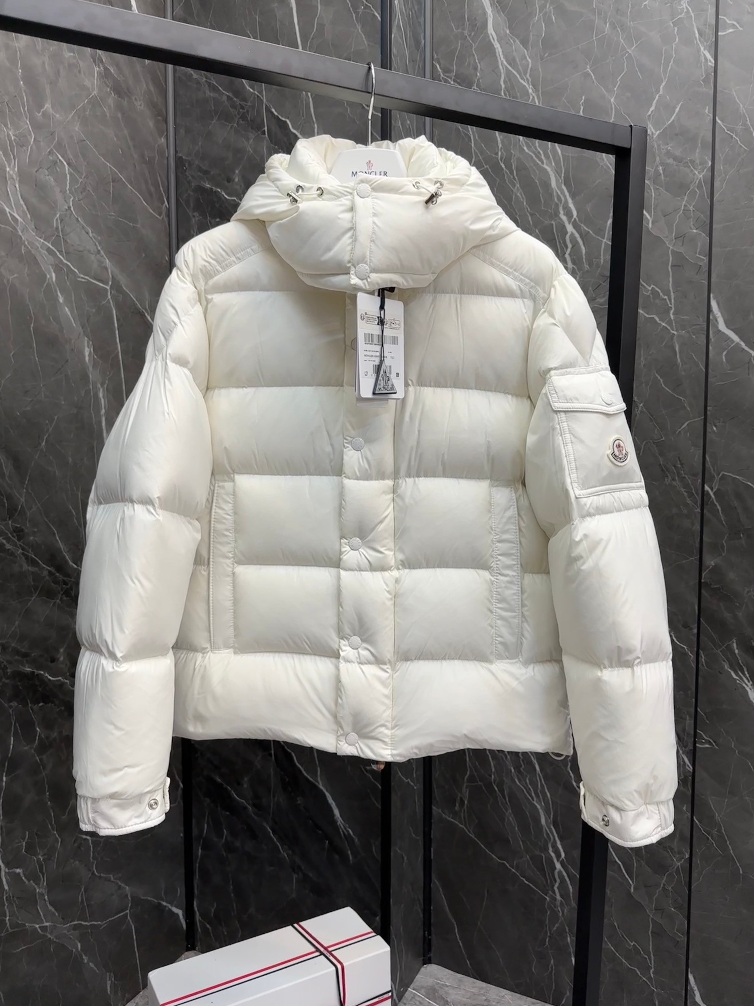 Moncle Maya 70 Winter Down Jacket Coat in White