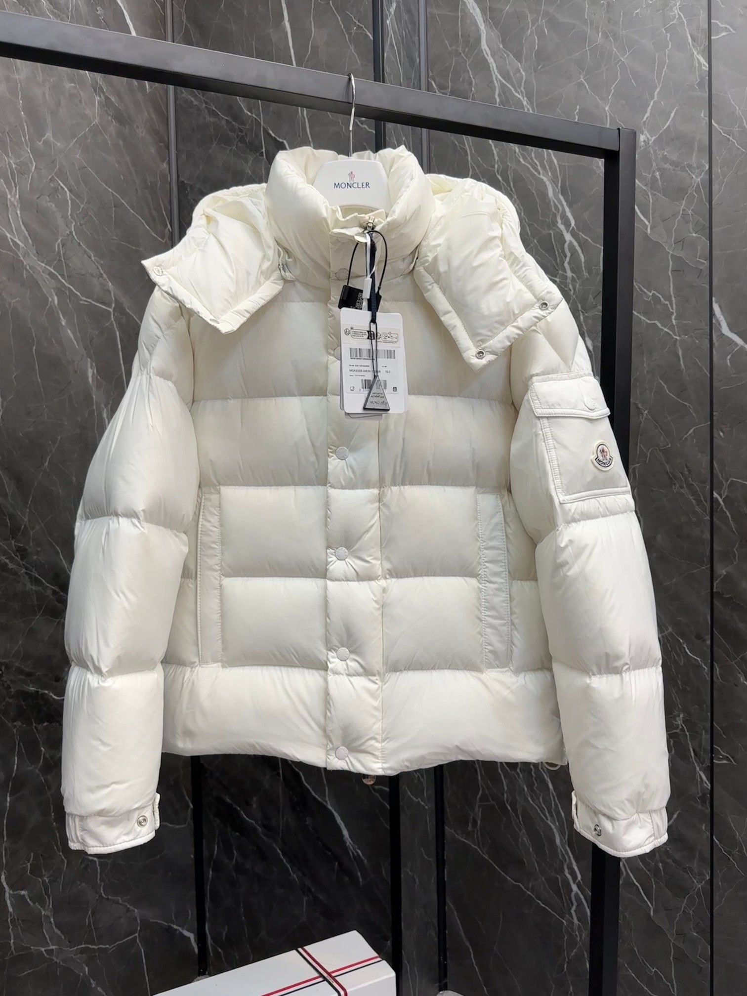 Moncle Maya 70 Winter Down Jacket Coat in White