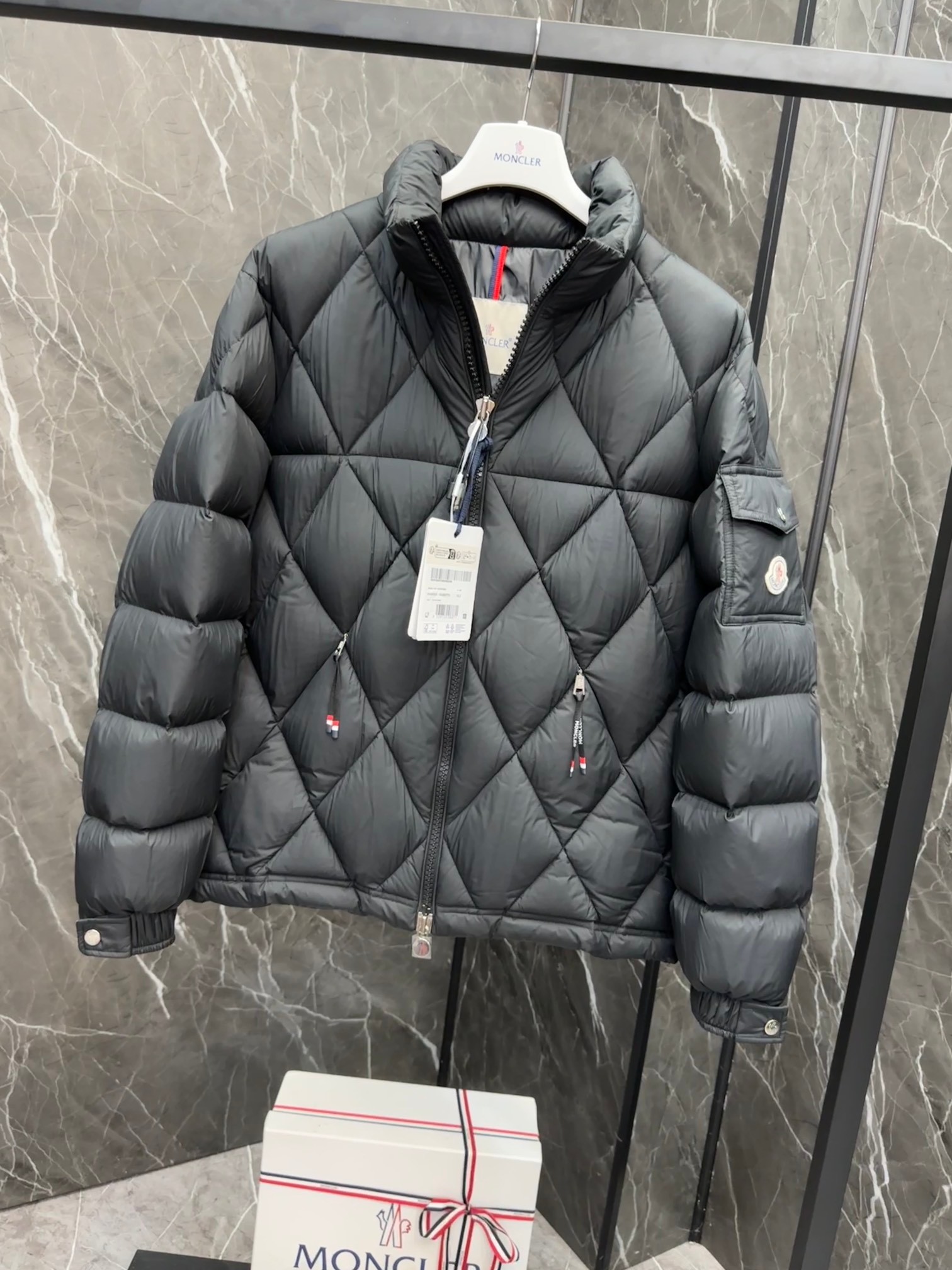 Moncler Averole Men's Short Diamond Check Down Jacket Coat