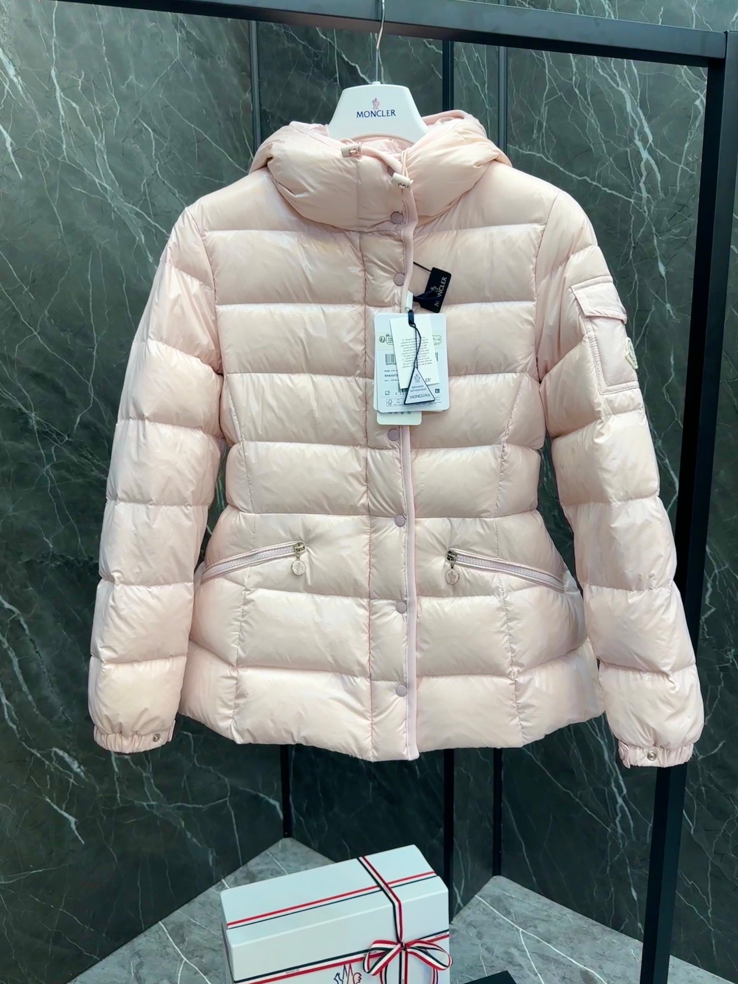 Moncler Barante Women's Short Down Jacket