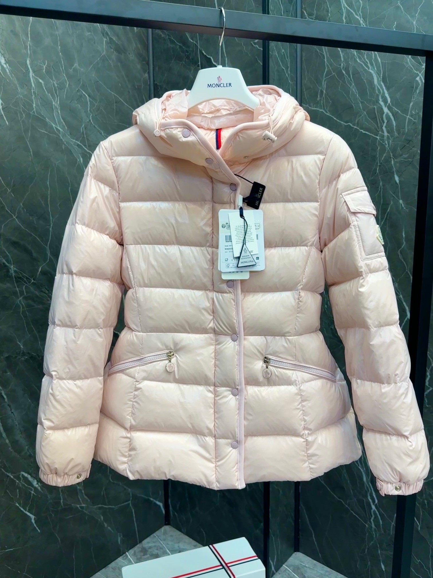 Moncler Barante Women's Short Down Jacket