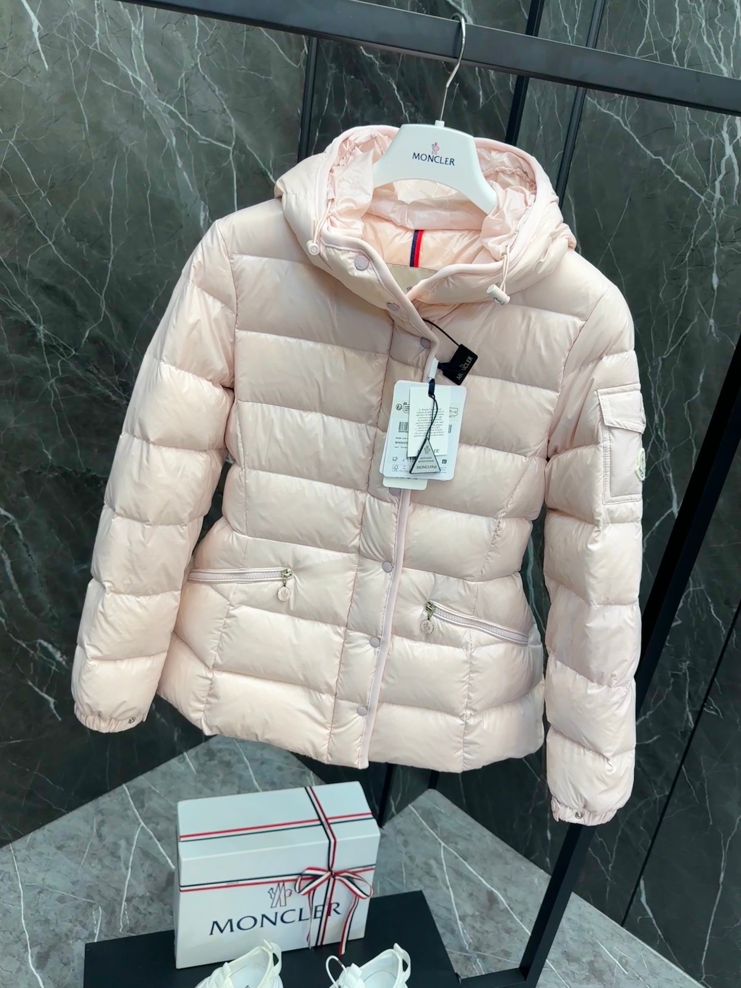 Moncler Barante Women's Short Down Jacket