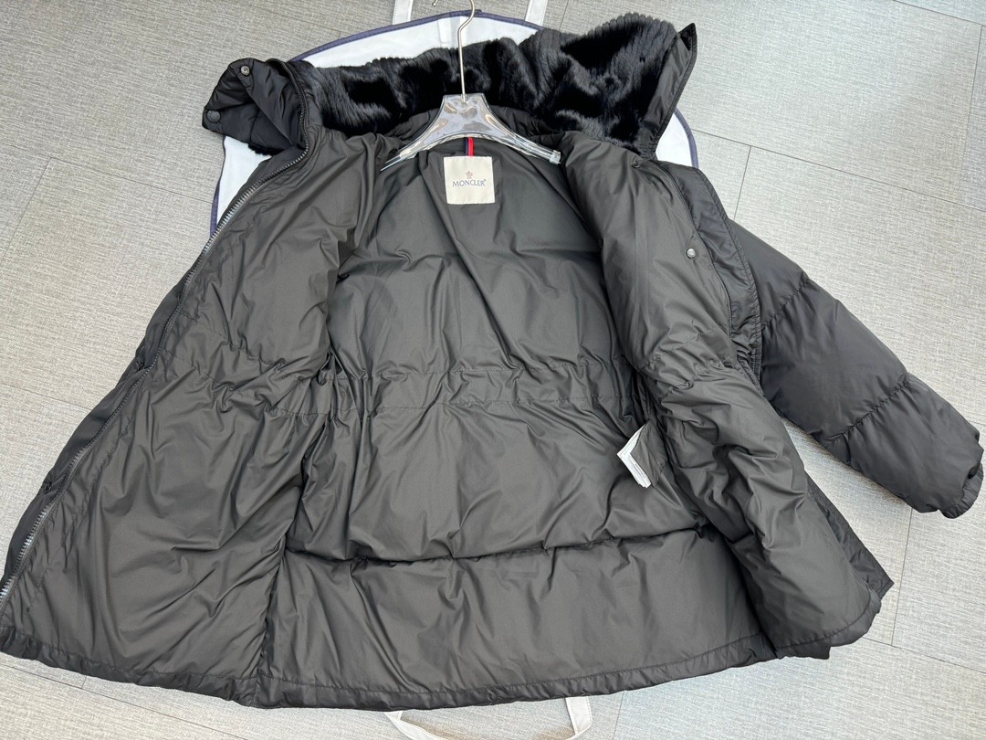 Moncler 24 Winter Ant Waist Down Jacket 