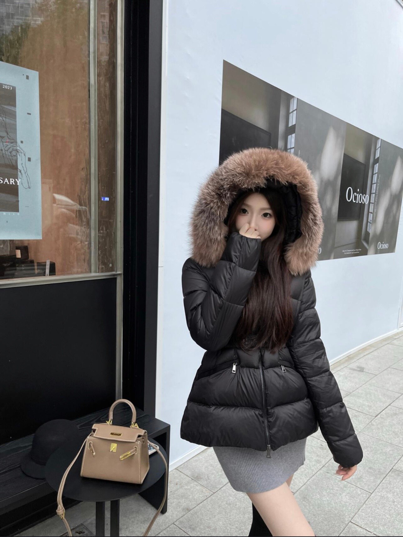 Moncler Boed Women's Short Down Jacket Coat with Fox Fur Collar