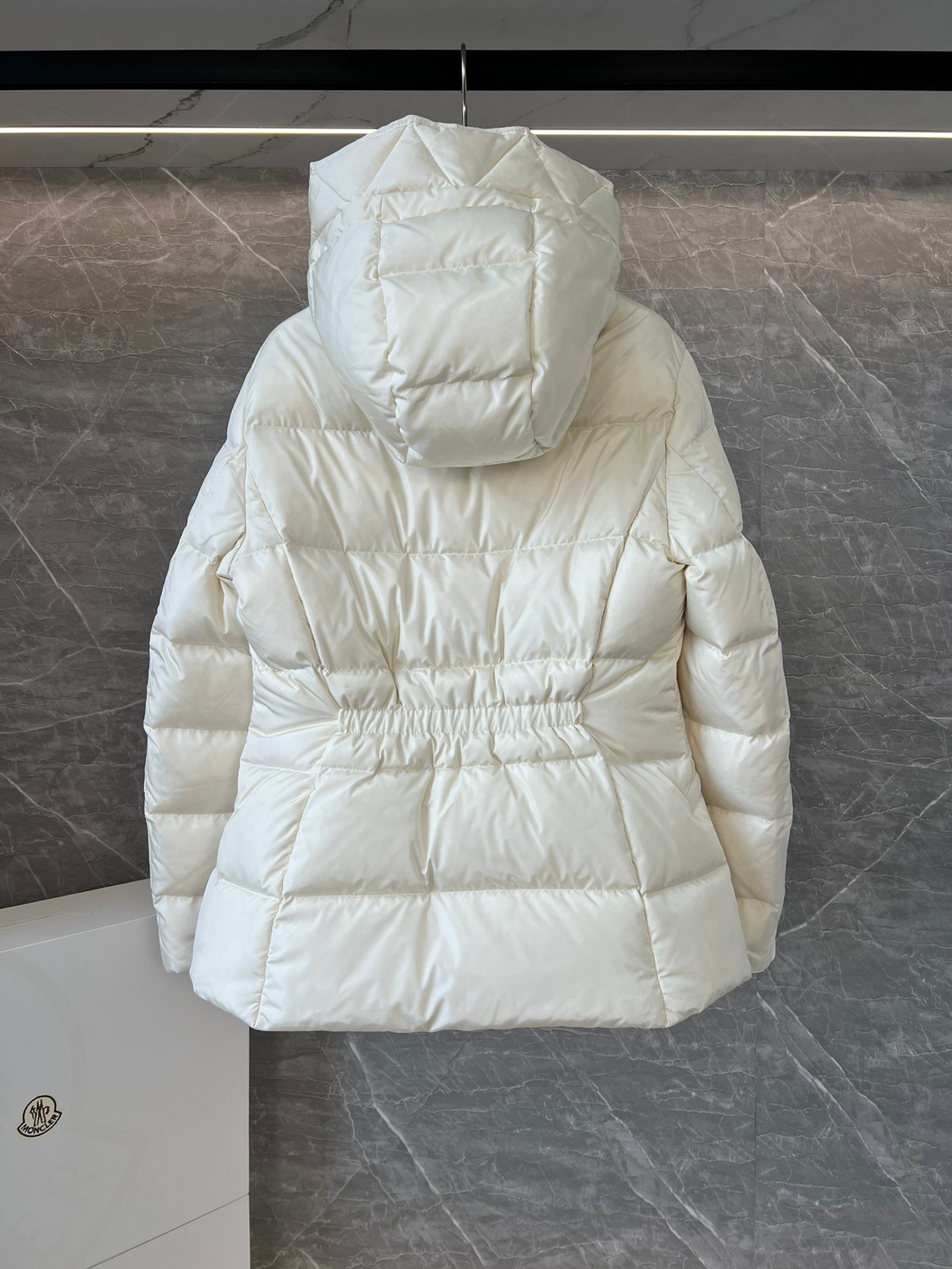 Moncler Avoce Short Women's Down Jacket Coat