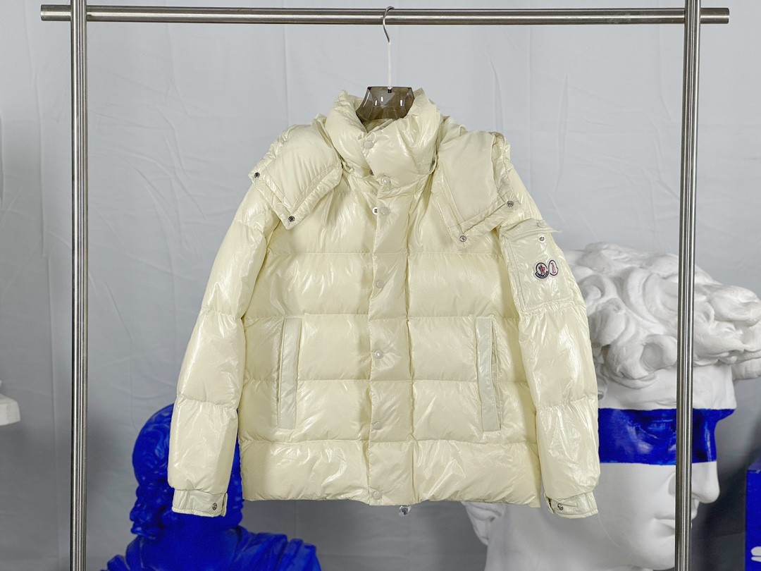  Moncler Maya 70s Short Down Coat Jacket