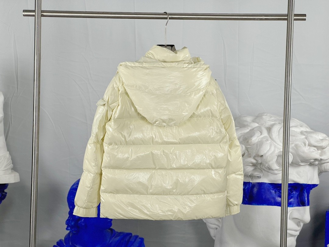  Moncler Maya 70s Short Down Coat Jacket