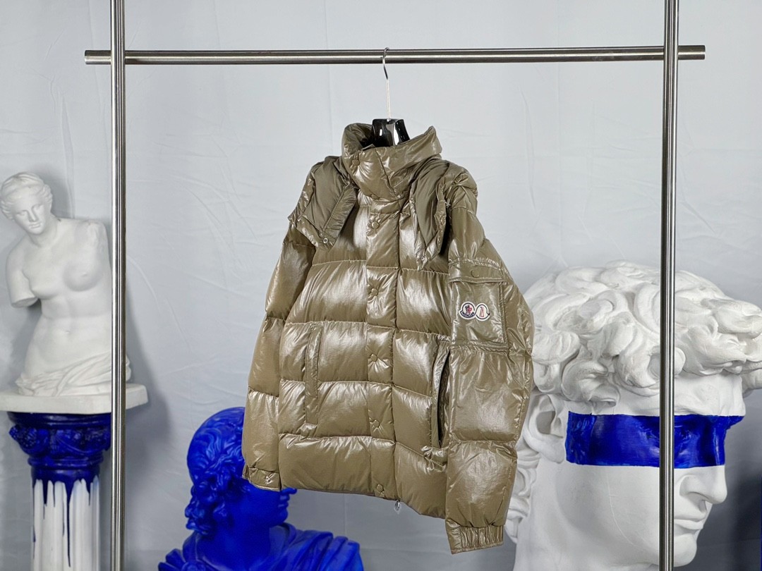  Moncler Maya 70s Short Down Coat Jacket