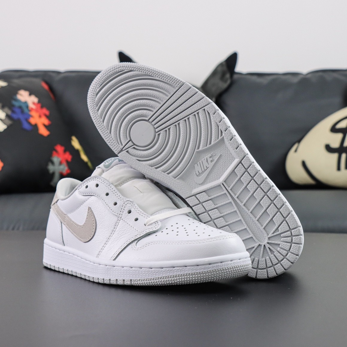 NIKE Air Jordan 1 Low Retro OG Neutral Grey