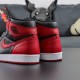 NIKE AIR JORDAN 1 Retro Bred Banned 