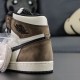 NIKE AIR JORDAN 1 RETRO HIGH OG DARK MOCHA