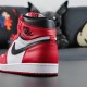 NIKE AIR JORDAN 1 Retro OG Chicago 