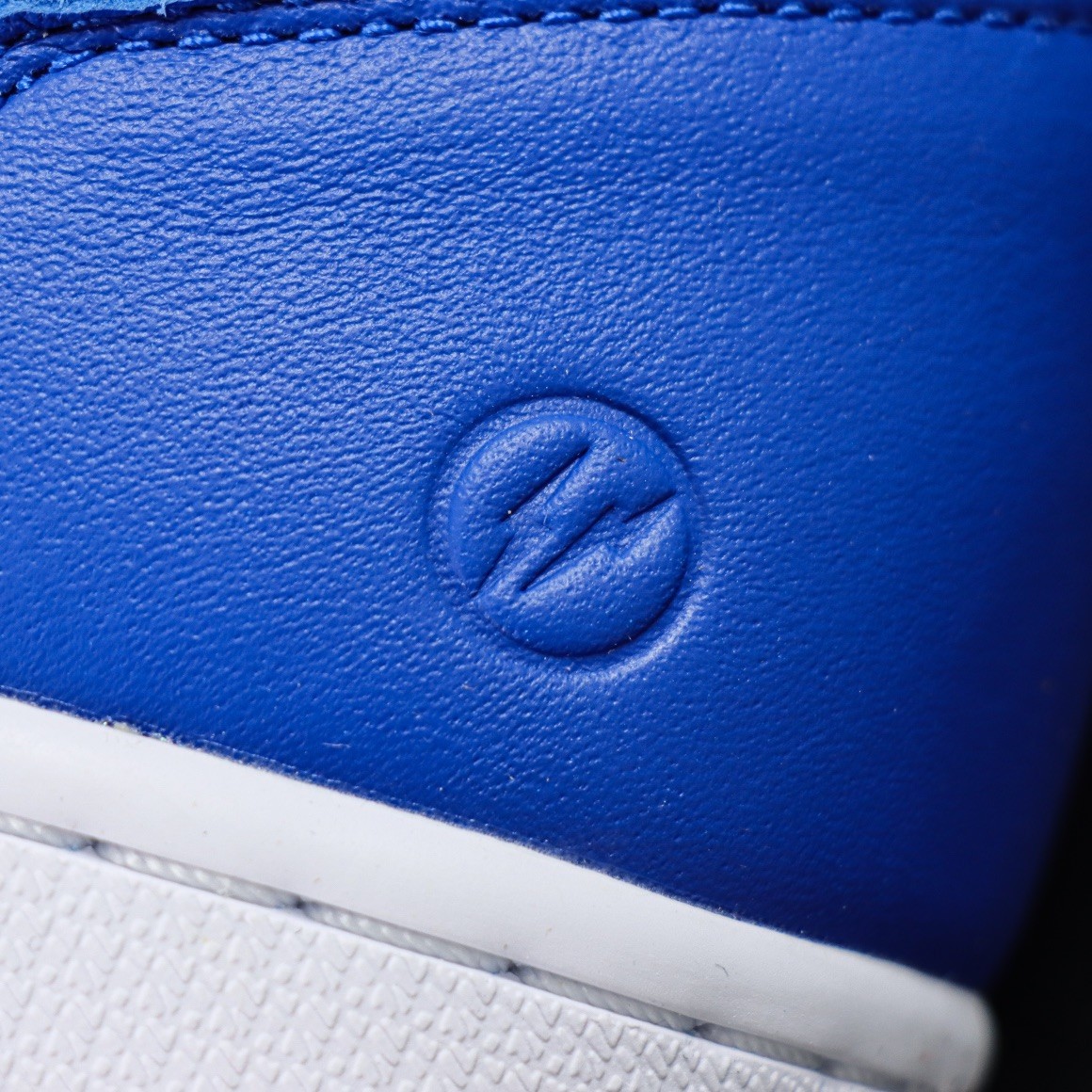 Fragment Design x NIKE Air Jordan 1 Retro High 