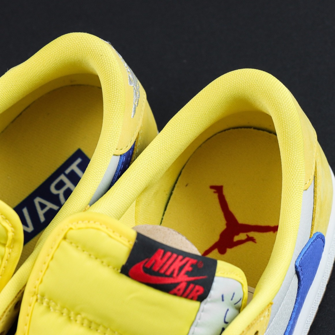 TRAVIS SOCTT X NIKE AIR JORDAN 1 LOW YELLOW