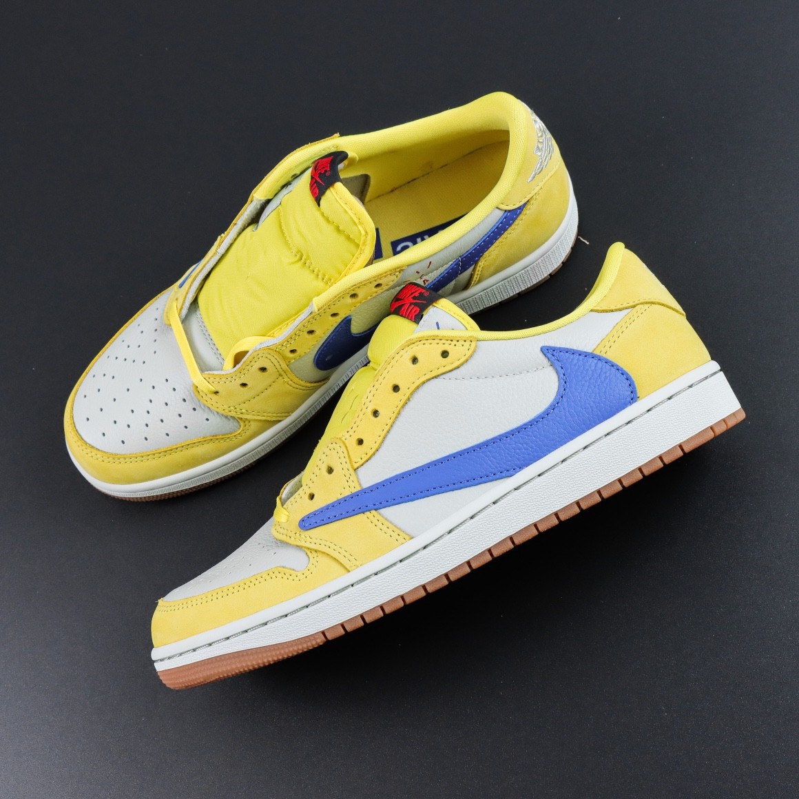 TRAVIS SOCTT X NIKE AIR JORDAN 1 LOW YELLOW