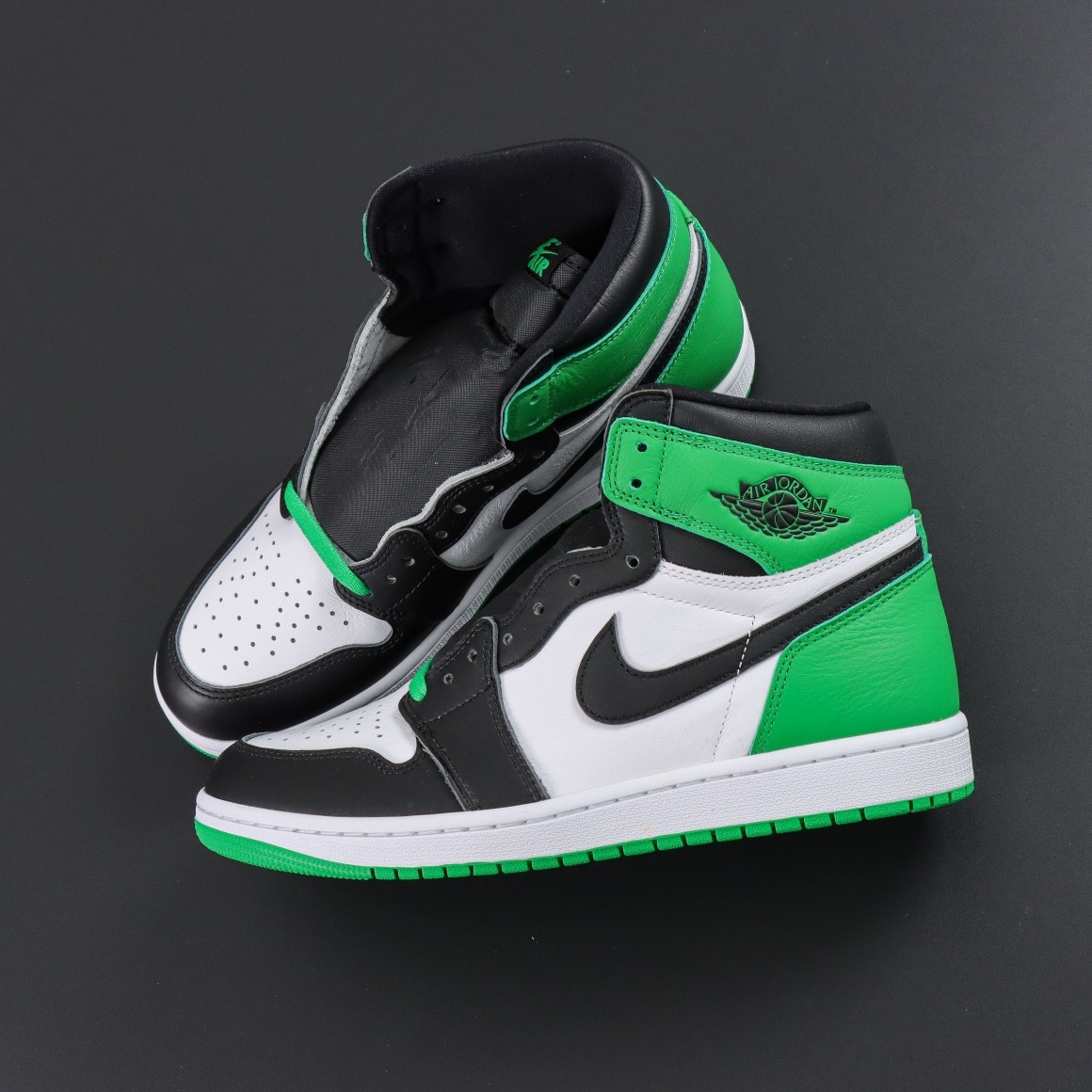 NIKE AIR JORDAN 1 HIGH OG LUCK GREEN