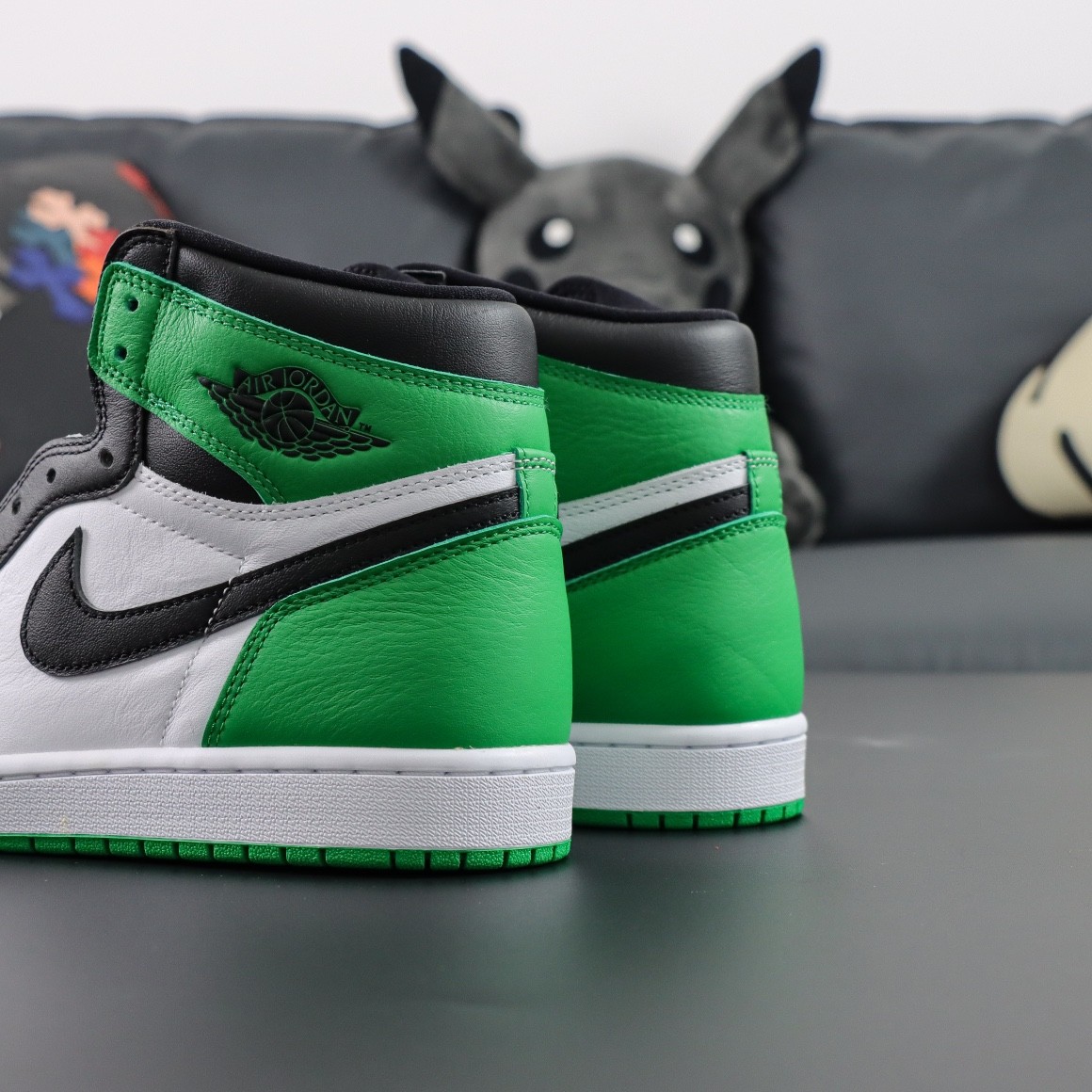 NIKE AIR JORDAN 1 HIGH OG LUCK GREEN