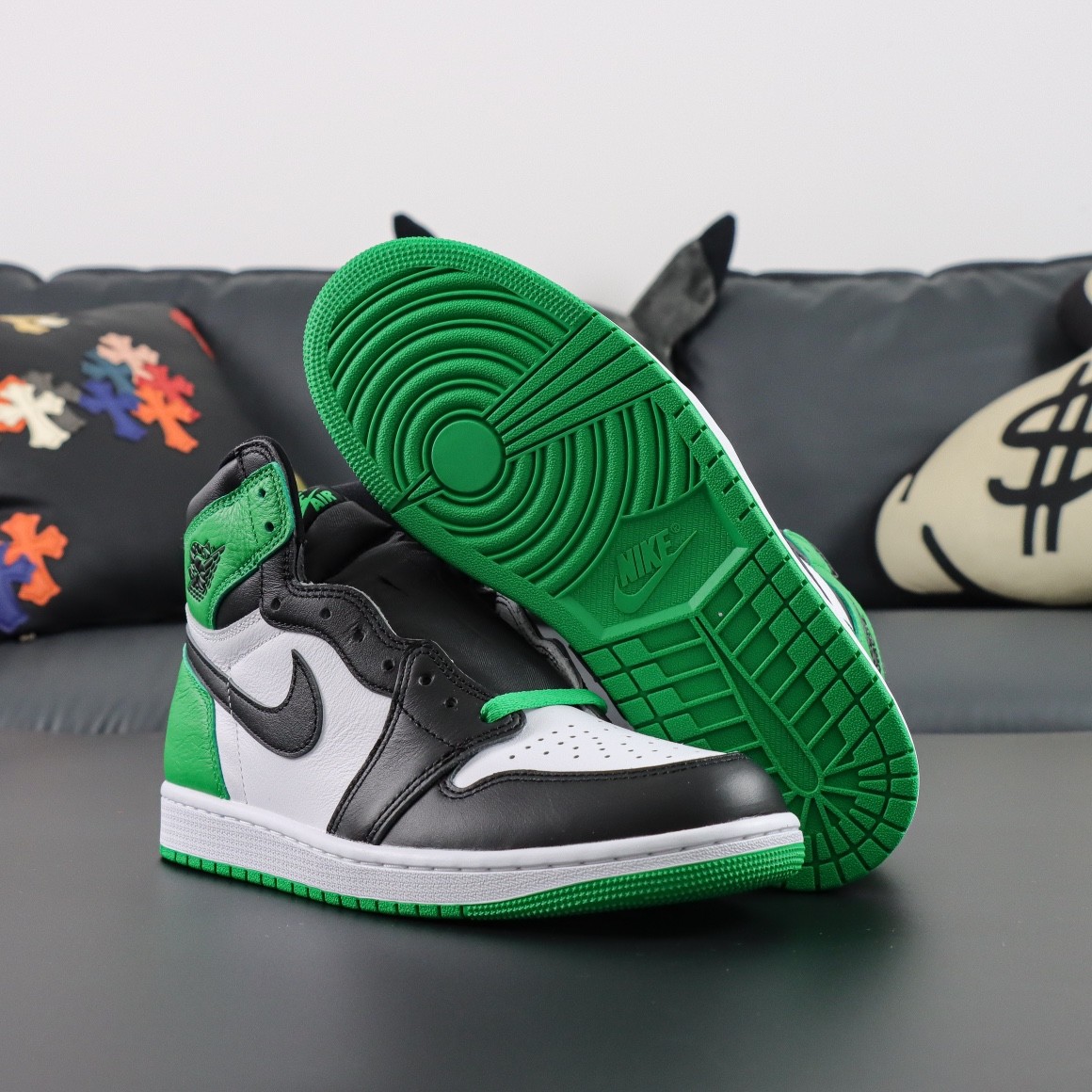 NIKE AIR JORDAN 1 HIGH OG LUCK GREEN