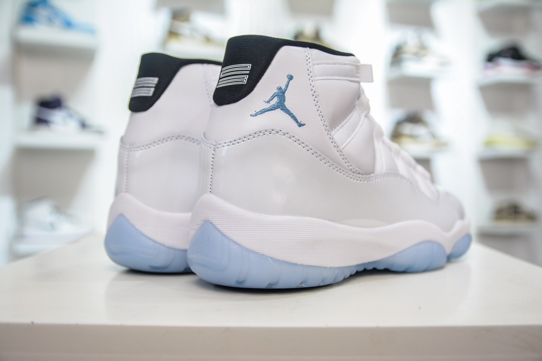 Nike Jordan 11 Retro Legend Blue (2024)