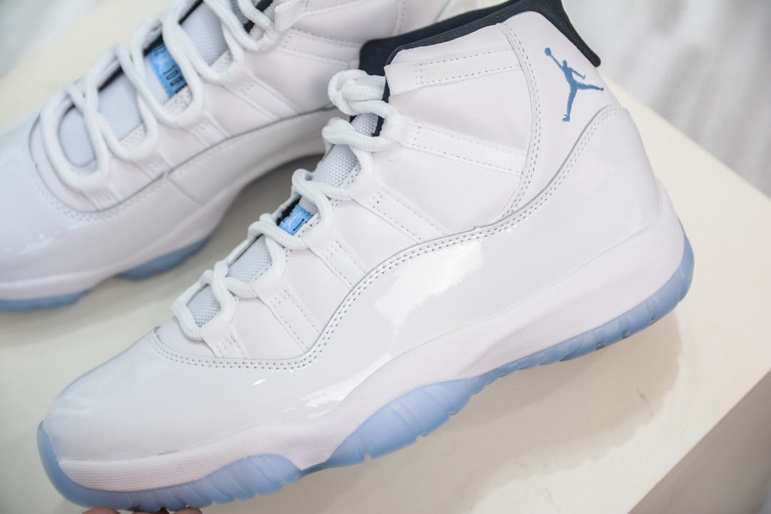 Nike Jordan 11 Retro Legend Blue (2024)