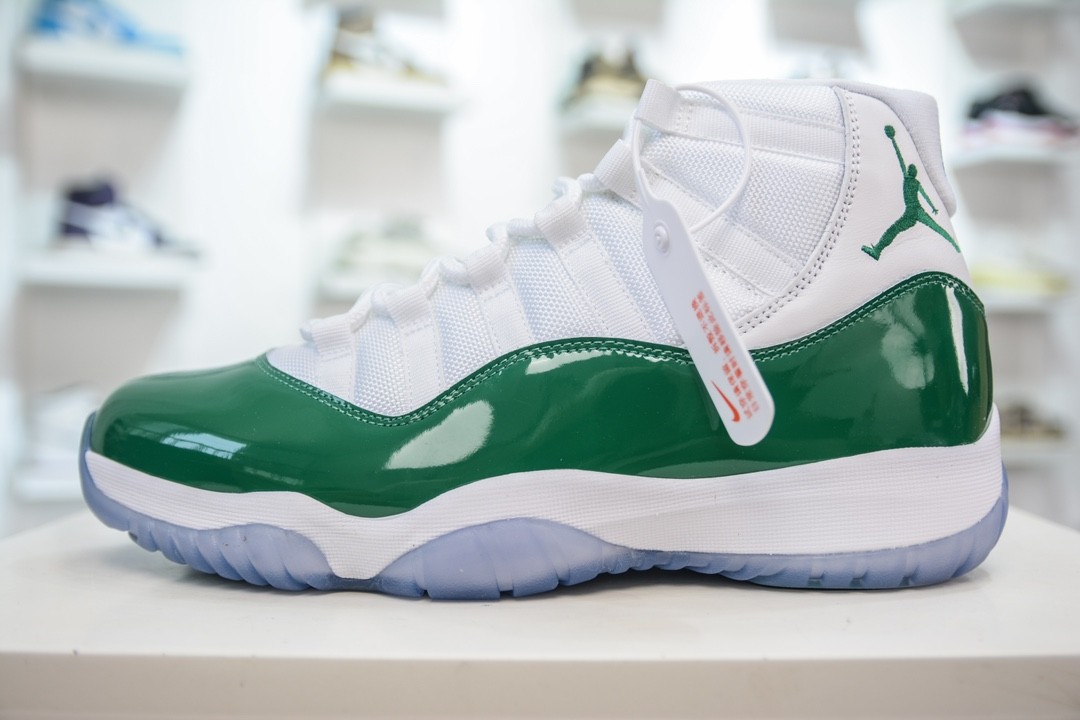 Air Jordan 11 Retro Thunder Green/White Shoe