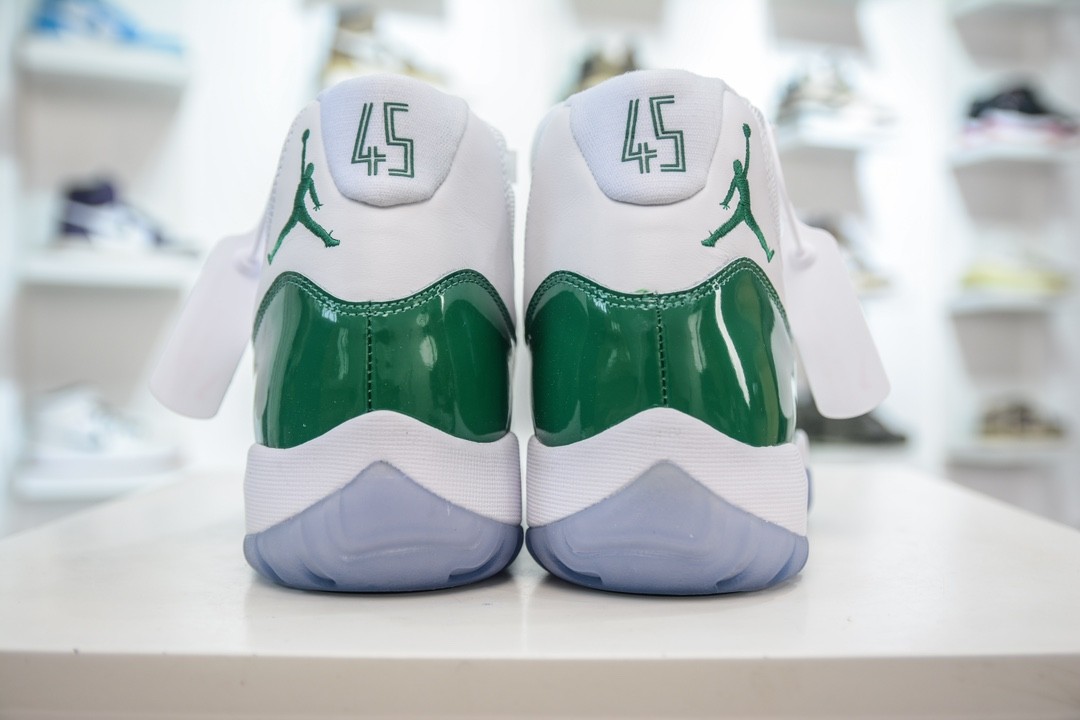 Air Jordan 11 Retro Thunder Green/White Shoe