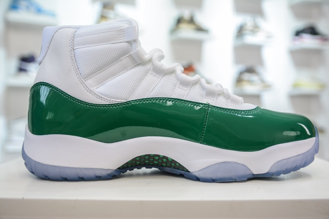 Air Jordan 11 Retro Thunder Green/White Shoe