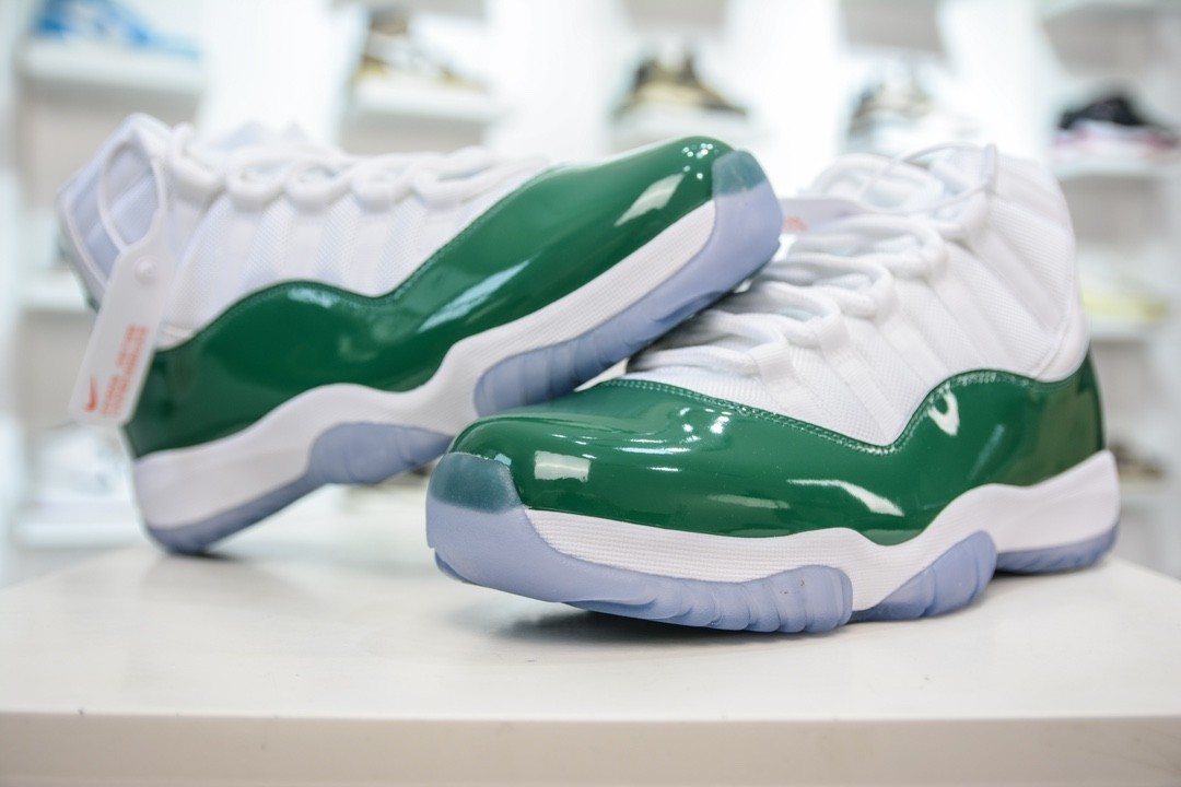 Air Jordan 11 Retro Thunder Green/White Shoe