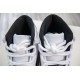 Air Jordan 11 Retro Thunder Black/White Shoe