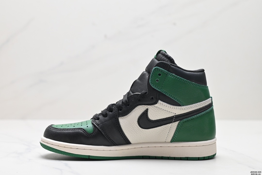 Air Jordan 1 Retro High Pine Green