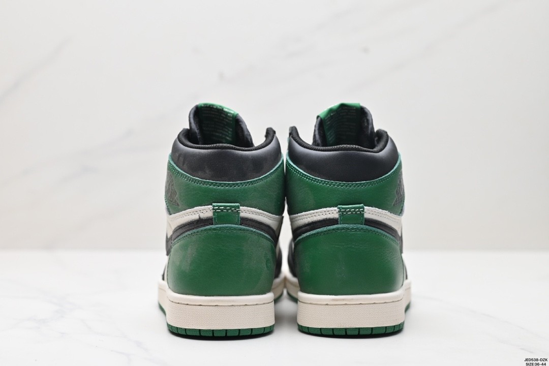 Air Jordan 1 Retro High Pine Green