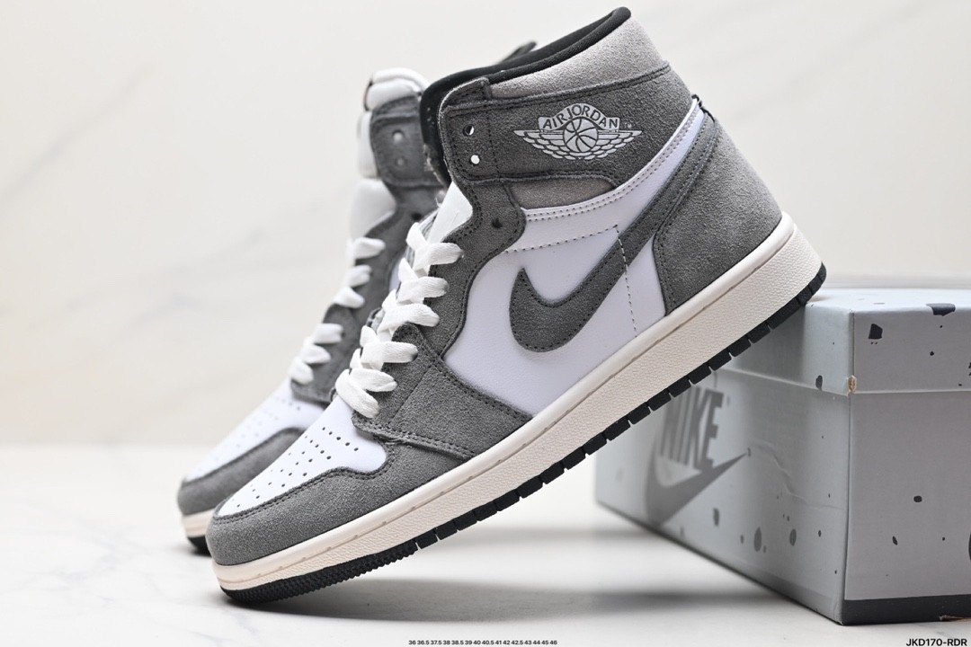 Air Jordan 1 Retro High Shadow