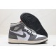 Air Jordan 1 Retro High Shadow