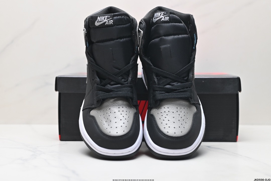 Air Jordan 1 Retro High Shadow